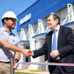El Gobernador Zamora inauguró el Frigorífico Porcino Tres Valores en Estación Robles