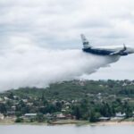 Santiago del Estero envió su avión hidrante para combatir un incendio forestal en Esquel
