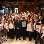 El Gobernador recibió a los Primeros Contingentes de Alumnos del Programa “Conociendo Mi Provincia 2026”