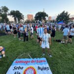 “Un sueño cumplido con esfuerzo”: un santiagueño vive por primera vez la emoción del Mundial en Kansas