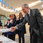 El gobernador participó de un interesante proyecto en el Jardín de la Escuela Normal Gral. Belgrano