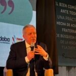 El gobernador Elías Suárez participó de la semana social  en Córdoba